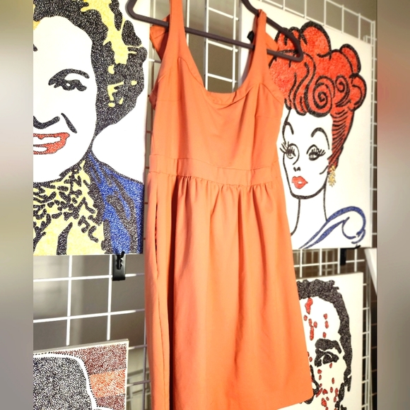 Cynthia Rowley Dress with Pockets - Picture 4 of 10